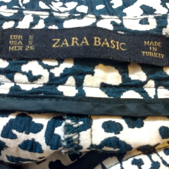 Zara Basic Blouse Size XS - Picture 4 of 5